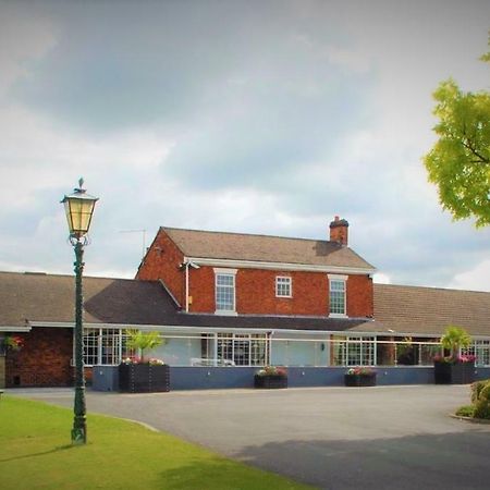 Hunters Lodge Hotel Crewe Dış mekan fotoğraf