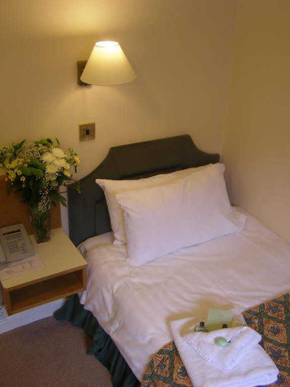 Hunters Lodge Hotel Crewe Dış mekan fotoğraf