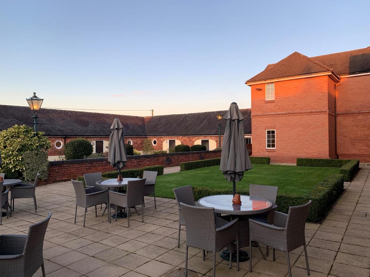 Hunters Lodge Hotel Crewe Dış mekan fotoğraf